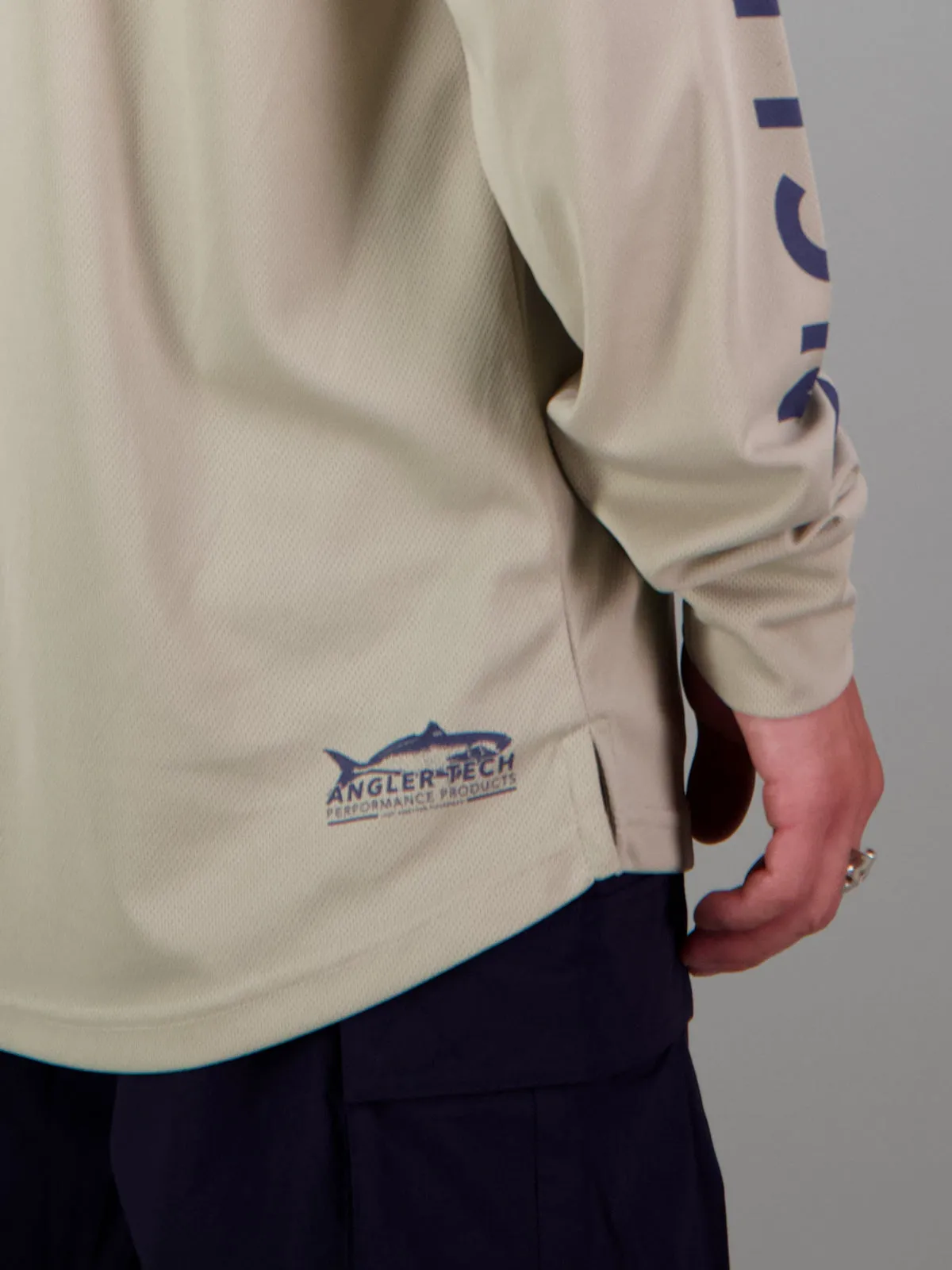 ANGLER TECH UPF40 LS TEE - STORM