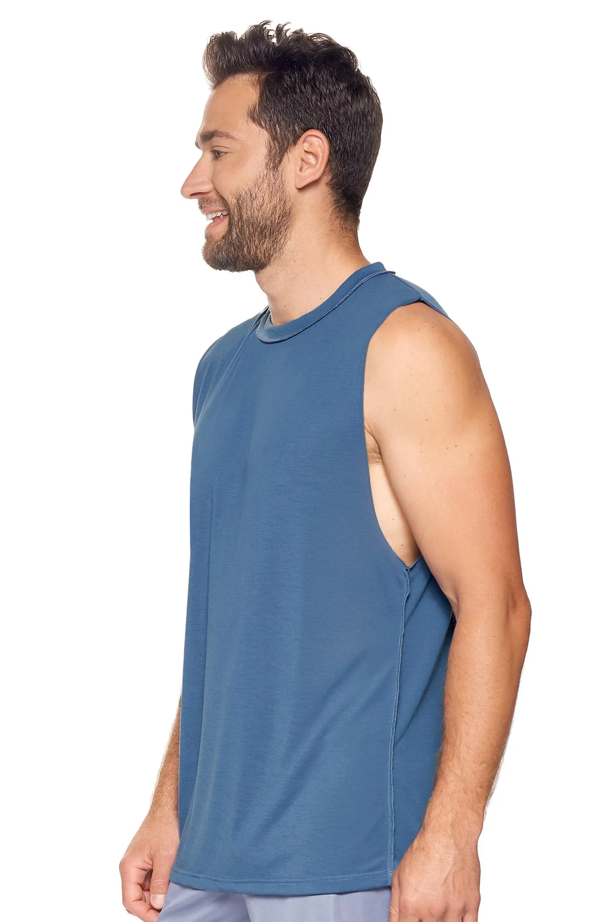 BE820 Siro™ Raw Edge Muscle Tee