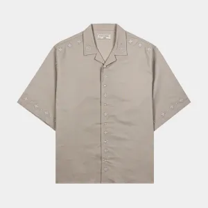 Embroidered Crosses Cotton Button Up Mens Short Sleeve Shirt (Grey)