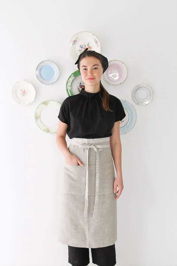 GALLEY APRON IN NATURAL AND GINGHAM LINEN