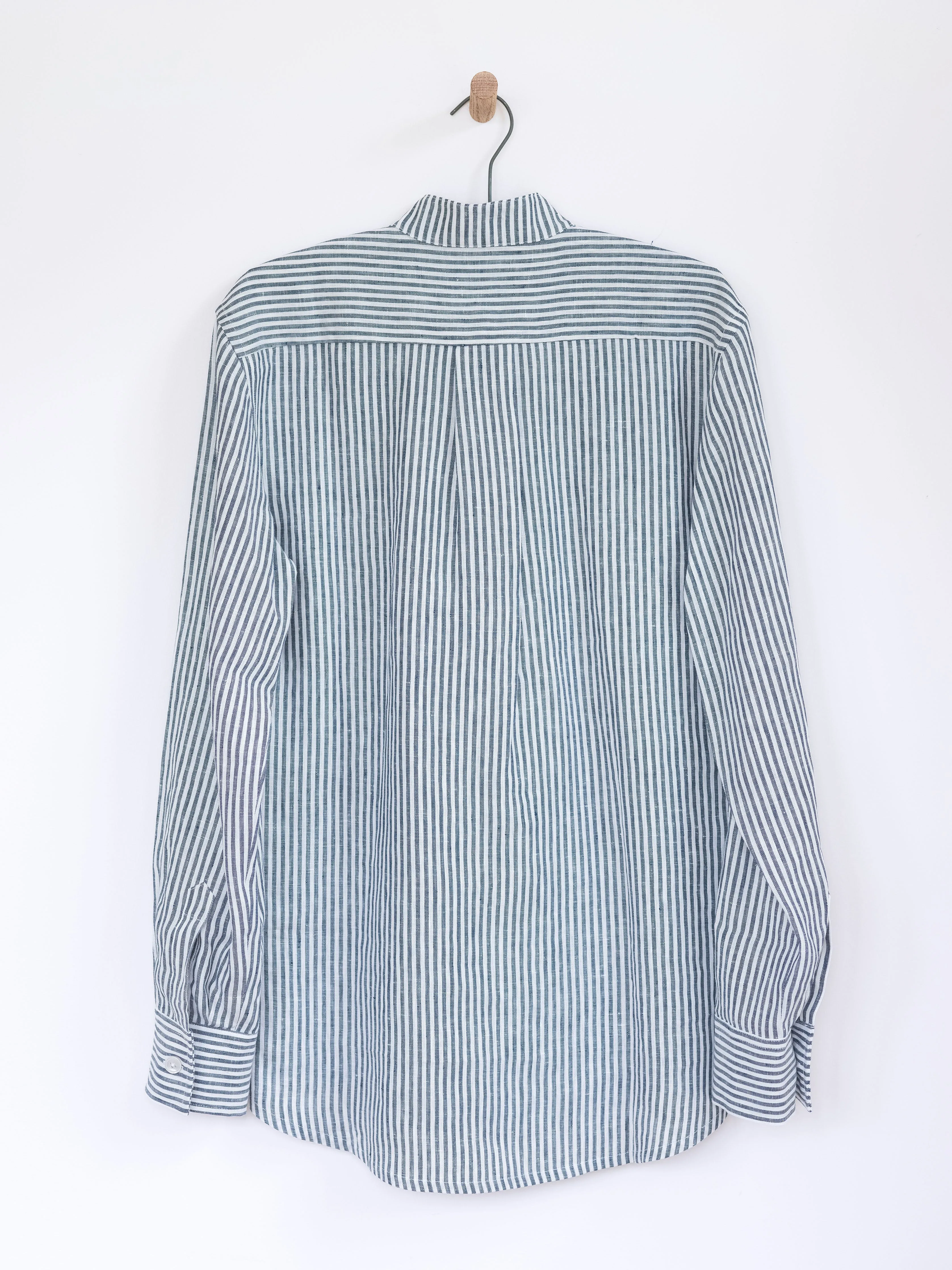 Henley in Linen