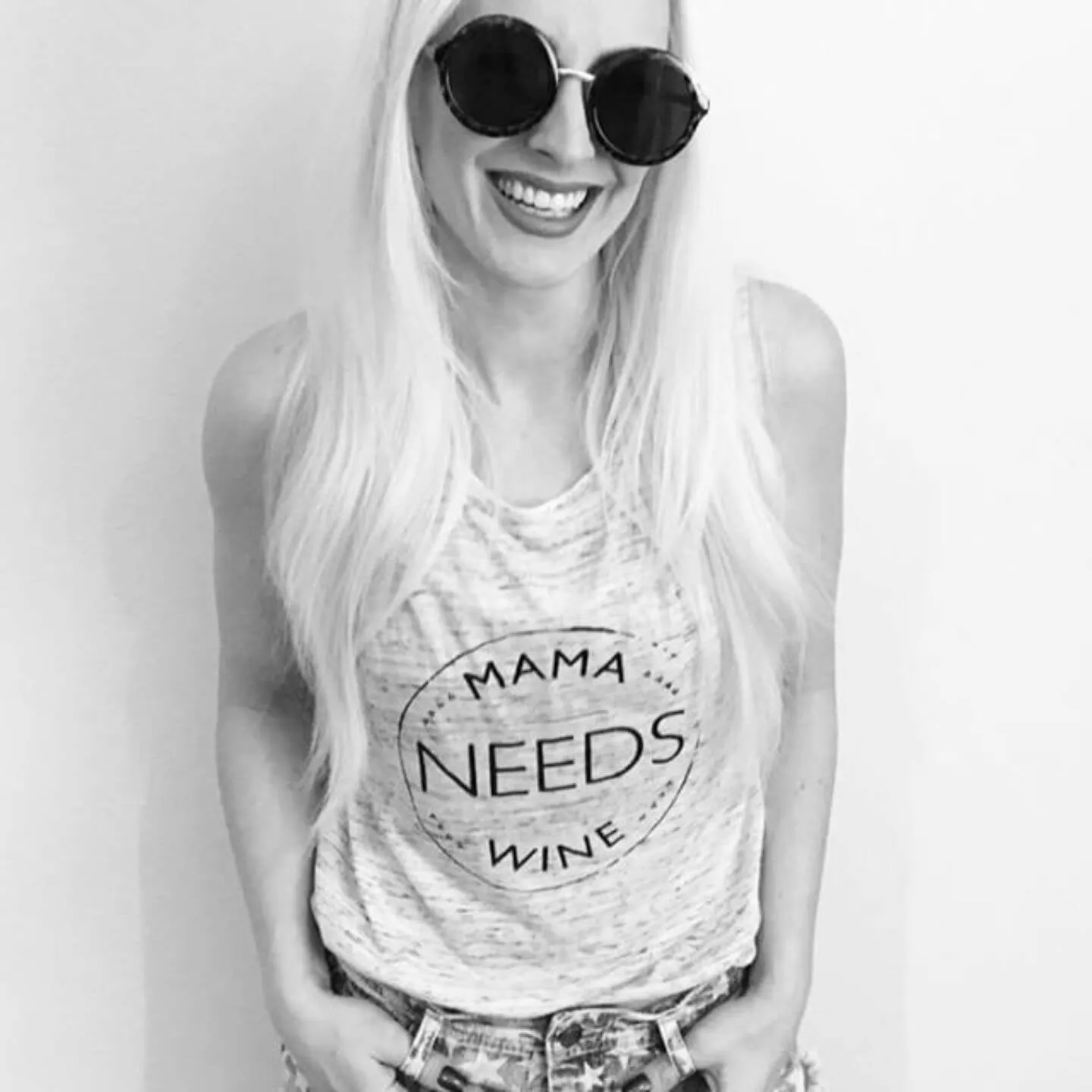 Mama Needs Wine - Muscle Tank
