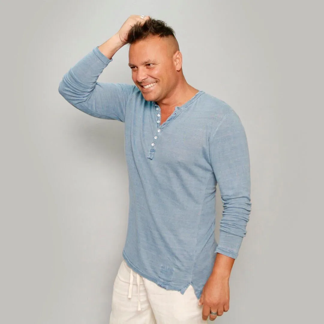 The Linen Blazer