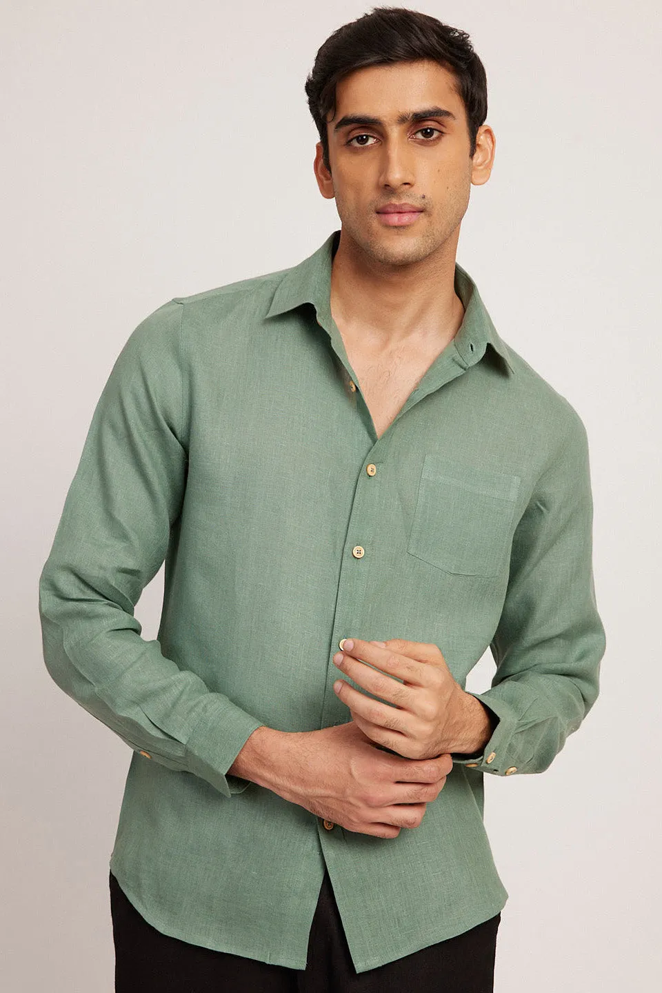 The Linen Shirt