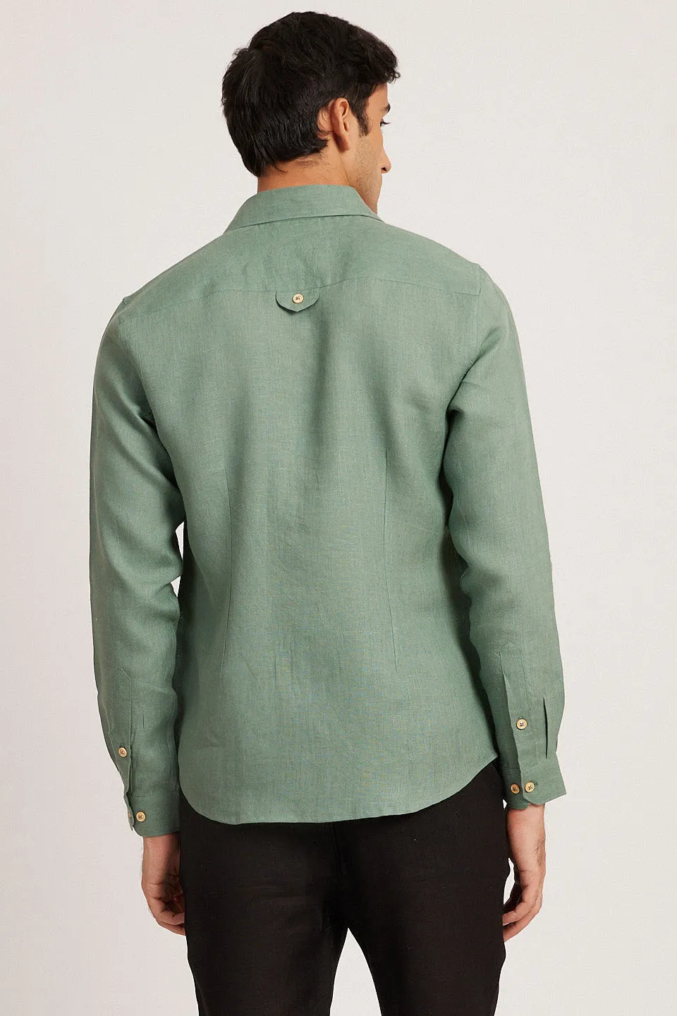 The Linen Shirt