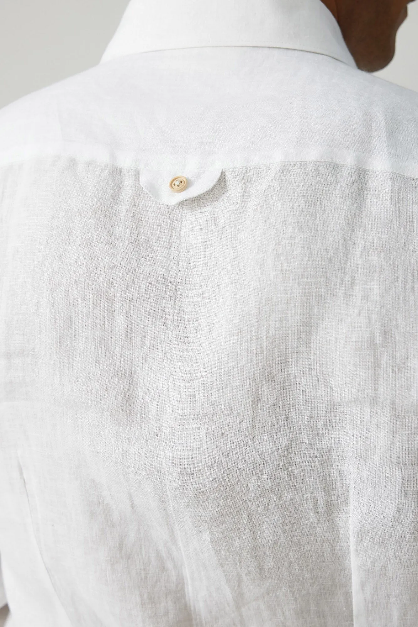 The Linen Shirt