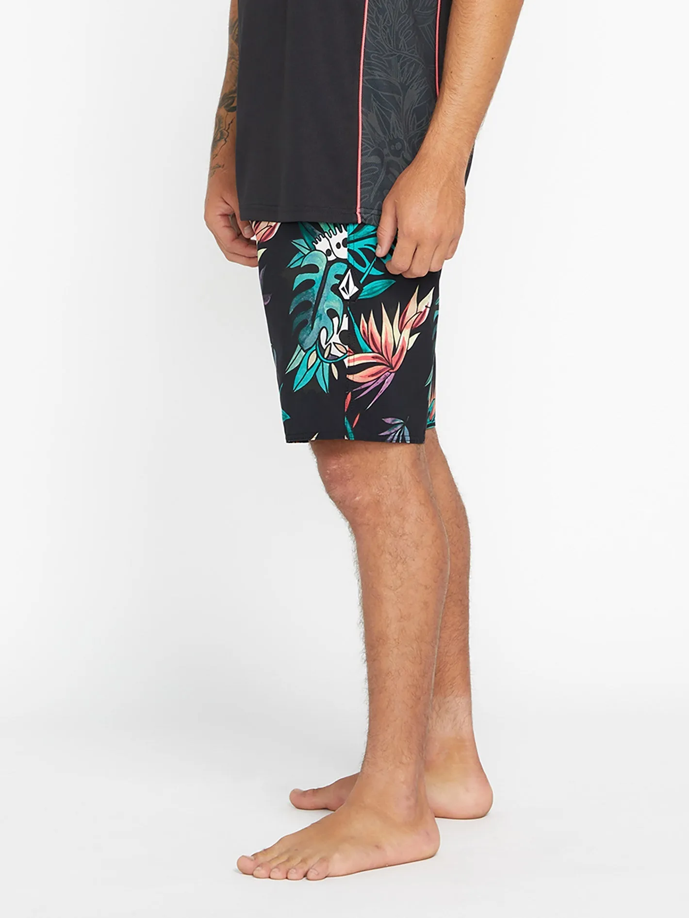 V Ent Pepper Mod 19" Boardshort - BLACK